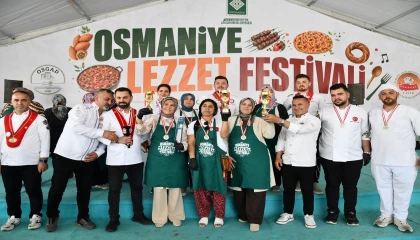 Osmaniyede Lezzet Festivali coşkusu: 20 bin litre toyga çorbası ikram edildi