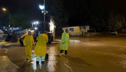 Osmaniyede sağanak etkili oldu
