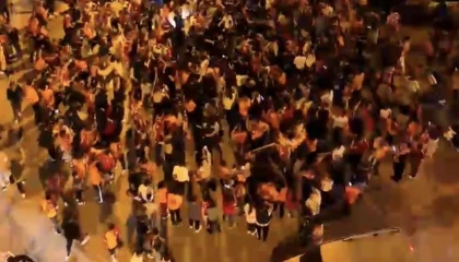 Osmaniyede şampiyonluk kutlamalarına atlı taraftar damga vurdu