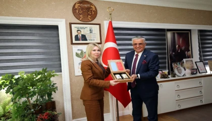Rektör Özkan Bu ayın sonunda CAR-T hücreleri ile lösemi ve lenfoma tedavilerine başlayacağız