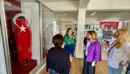 Romanyalı öğretmenler Osmaniyede atölyelerdeki çalışmaları inceledi