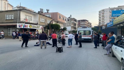 Serikte iki motosiklet çarpıştı: 3 yaralı