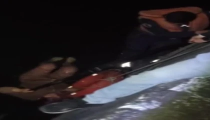 Seyhan Nehrinde can pazarı