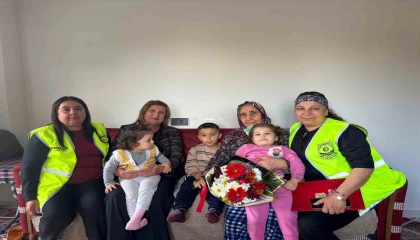 Tarsusta şehit anneleri Anneler Gününde unutulmadı