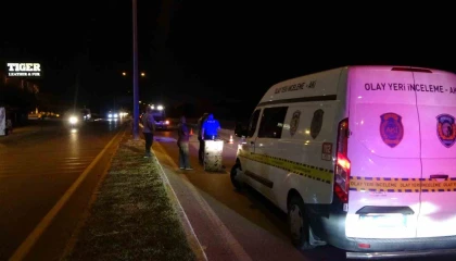 Virajı alamayan motosiklet refüje çarptı: 18 yaşındaki genç hayatını kaybetti