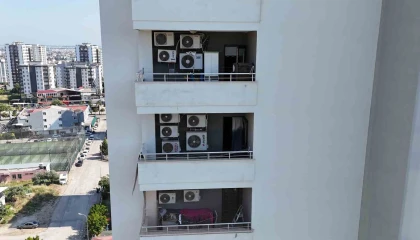 Adanada aşırı klima kullanımı hem sıcaklığı artırıyor hem çevre kirliliği yapıyor