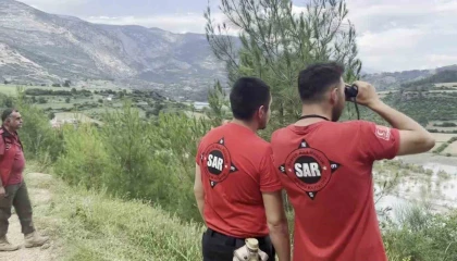 Adanada çayda kaybolan Ömer 16 gündür aranıyor