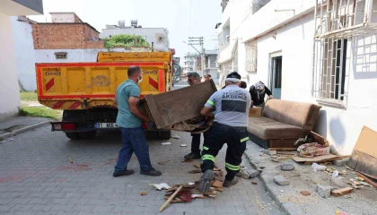 Akdeniz Belediyesinden engelli vatandaşa temizlik desteği
