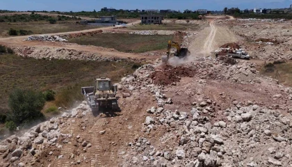 Aksuda yeni imar yolu çalışmaları
