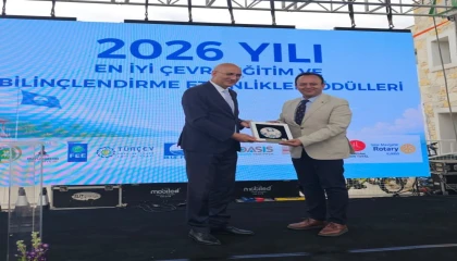 Alanyaya 79 mavi bayrak ve çevre eğitiminde bir ödül daha aldı