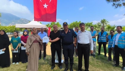 Anamurda Umre ödüllü bilgi yarışması kazananları ödüllerini aldı