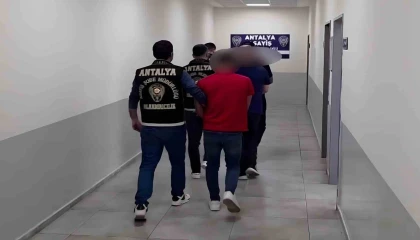 Antalyada 1,2 milyon liralık dolandırıcılığa 4 tutuklama