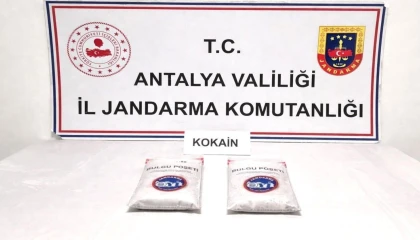 Antalyada 1,3 kilogram kokain ele geçirildi, 2 şüpheli tutuklandı