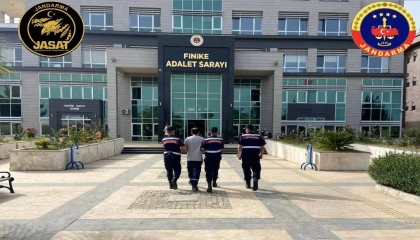 Antalyada hakkında 21 yılı aşkın hapis cezası bulunan hükümlü yakalandı