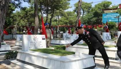 Antalyada şehitler dualarla anıldı