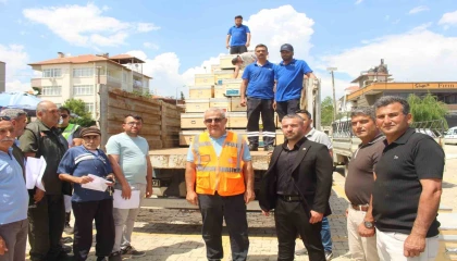Antalyanın dört bir yanına arı kovanı desteği
