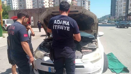 Araçların motoruna giren kedi, itfaiyeyi seferber etti