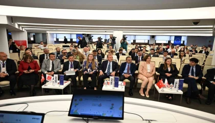 Başkan Seçer: Çağdaş belediyecilik anlayışının en önemli aktörlerinden biri gençlerdir