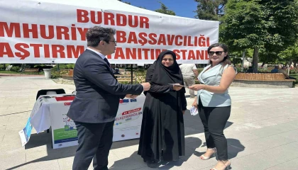 Burdurda Uzlaştırma Haftasında vatandaşlara bilgilendirme standı