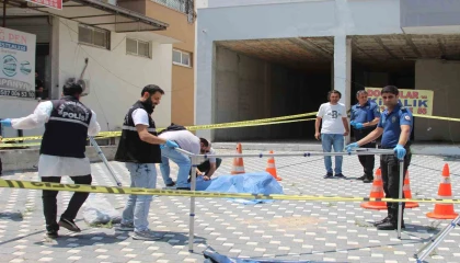 Emekli polis, bıçakla saldıran oğlunu öldürdü