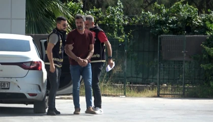 Eski eşini eşarp ve yastıkla boğan sanık, olay gecesi kız arkadaşına trafikte birisini öldürdüğünü söylemiş