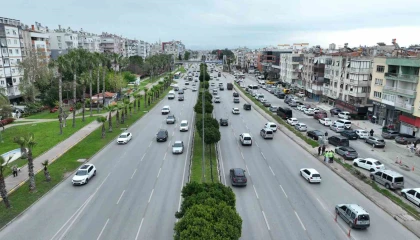 Gazi Bulvarında trafik akışını rahatlatmak için çalışma başlatıldı