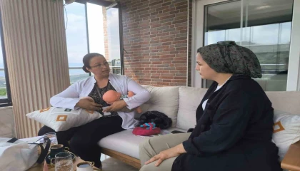 Hatayda Her Gebeye Bir Ebe uygulaması kapsamında ev ziyaretleri sürüyor