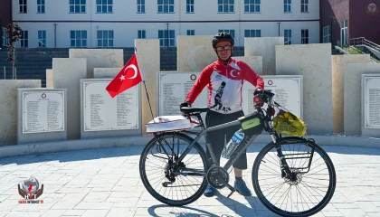 İZMİR'DEN YOLA ÇIKAN VEFA YOLCULUĞU HATAY'DA TAMAMLANDI