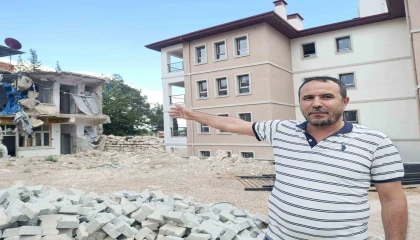 Kahramanmaraşta yıkılması beklenen binalar vatandaşı endişelendiriyor