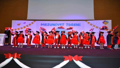 Kepezin kreşlerinde mezuniyet heyecanı