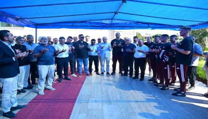 Kepezin pehlivanları dualarla Tarihi Kırkpınara uğurlandı
