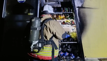 Kırıkhande iş yeri alevlere teslim oldu