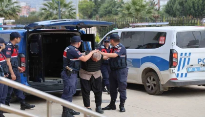 Kozanda baba ve oğlunu öldüren zanlı tutuklandı