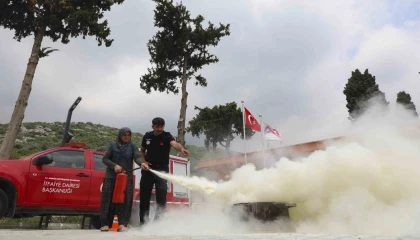 Mersinde kadın üreticilere yangın güvenliği eğitimi