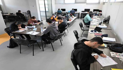 Mersinde okuma salonları öğrencilerin ikinci adresi oldu