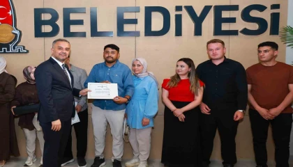 Onikişubat Belediyesi Evlilik Okulunun ilk mezunları sertifikalarını aldı