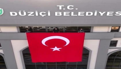 Osmaniyede belediye personelinden ay-yıldızlılara moral videosu