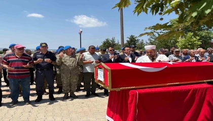 Osmaniyede Kıbrıs gazisi Durdu Mehmet Köken son yolculuğuna uğurlandı