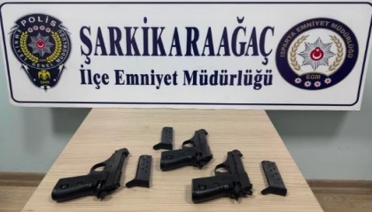 Şarkikaraağaçta ruhsatsız silah operasyonu: 2 şüpheli hakkında işlem başlatıldı