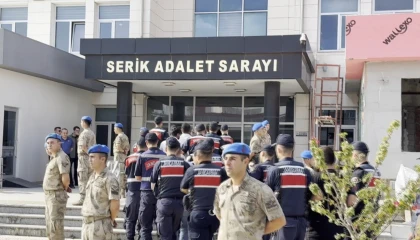 Serikte uyuşturucu operasyonu: 9 gözaltı