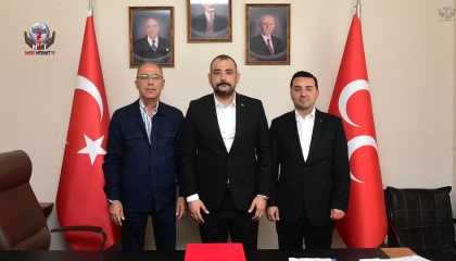 AK PARTİLİLERDEN MHP İLÇE BAŞKANI ERTUĞRUL'A ZİYARET