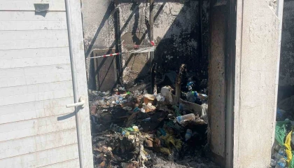 Alanyada 5 yıldızlı otelin geri dönüşüm deposundaki yangın korkuttu