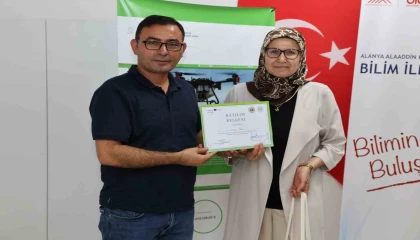 Alanyalı çiftçilere tarımın geleceği anlatıldı
