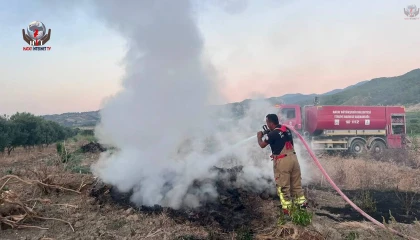 ARSUZ’DA BAHÇE YANGINI SÖNDÜRÜLDÜ