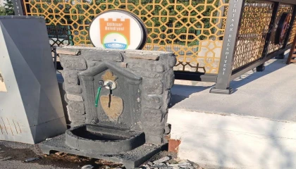 Burdurda çeşmeye zarar veren gençlere idari yaptırım