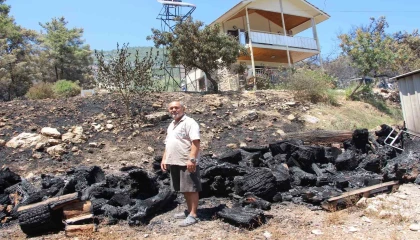 Emekli itfaiyeci, yılların tecrübesiyle evini alevlere teslim etmedi