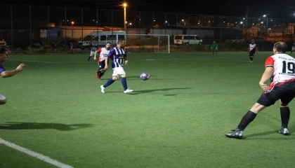 Hatayda 38.Erhan Aksay futbol turnuvası 53 takımın katılımıyla sürüyor