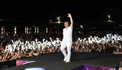 İskenderunda Çelik rüzgarı esti