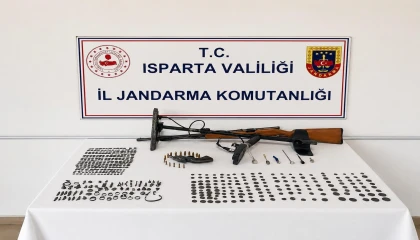Ispartada tarihi eser kaçakçılığı operasyonu: 421 sikke ele geçirildi