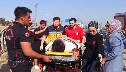 Kahramanmaraşta otomobil takla attı: 2 yaralı